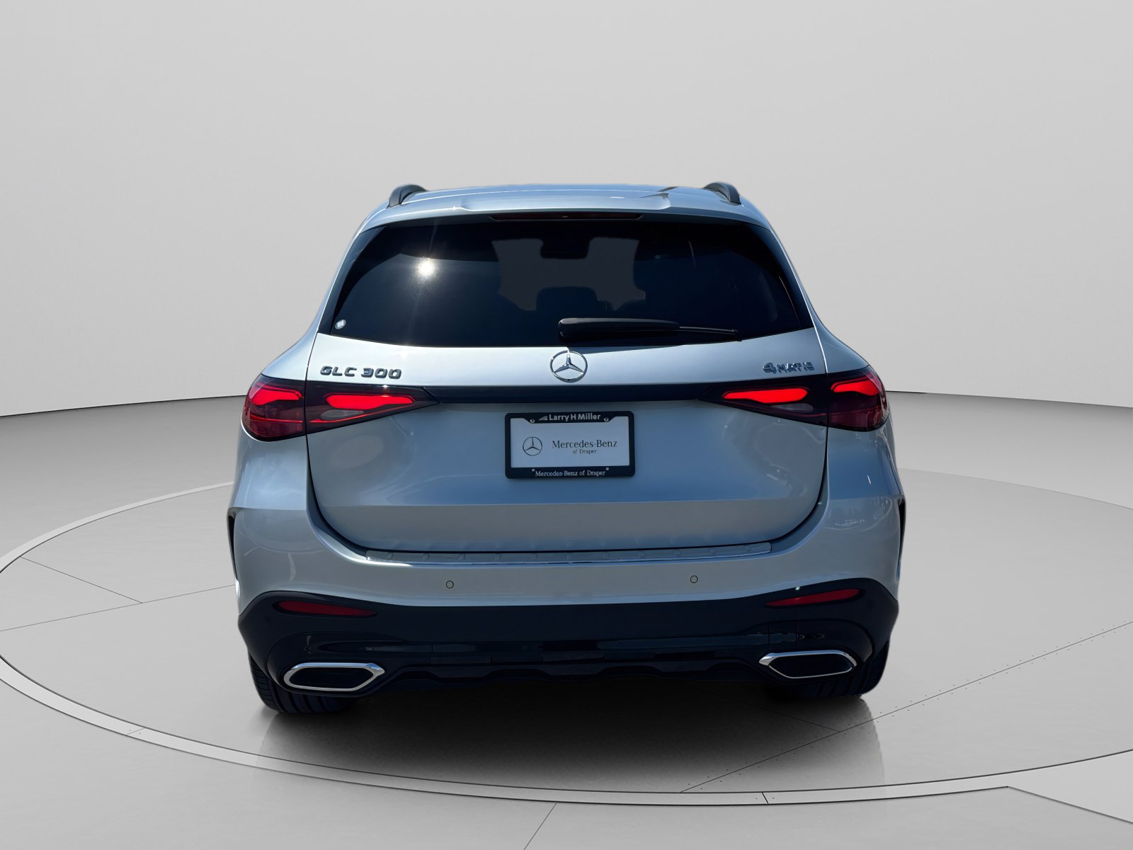 Certified 2026 Mercedes-Benz GLC 300 4MATIC image 5