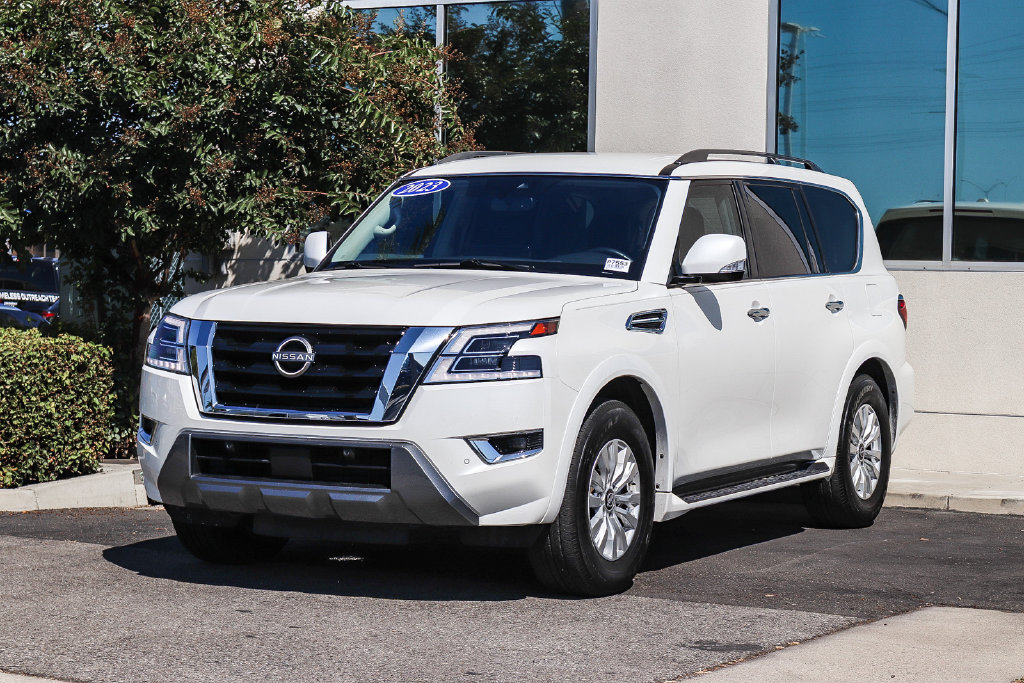 Used 2023 Nissan Armada SV w/ Cargo Package RWD image 3