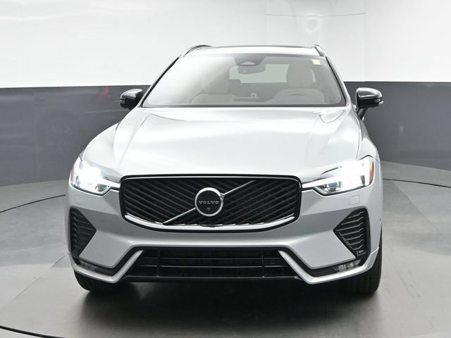 New 2026 Volvo XC60 B5 Plus w/ Protection Package Premier AWD/4WD image 3