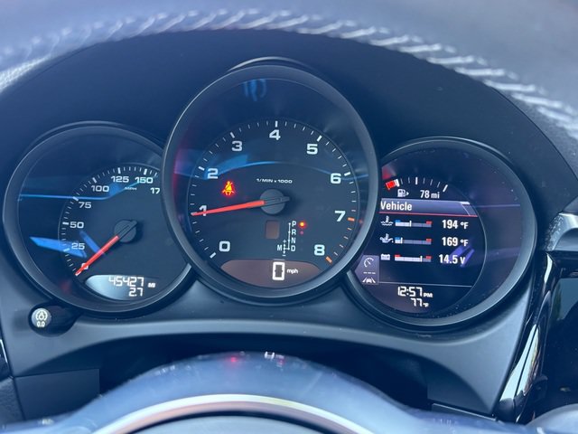 Used 2019 Porsche Macan AWD/4WD image 45