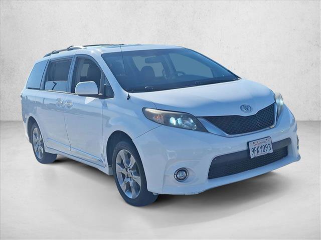 Used 2012 Toyota Sienna SE image 5