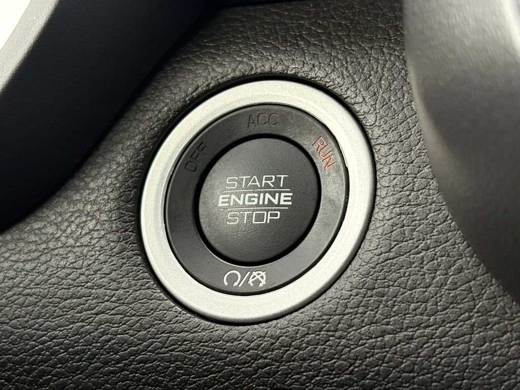 Used 2021 RAM 1500 Big Horn AWD/4WD image 17