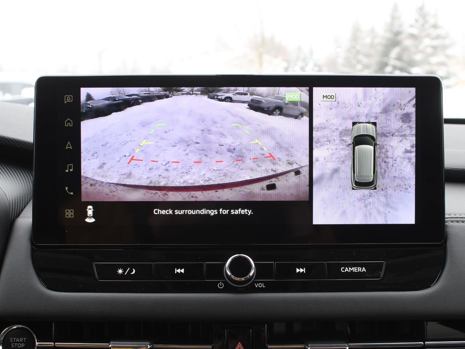 New 2025 Mitsubishi Outlander SE image 16