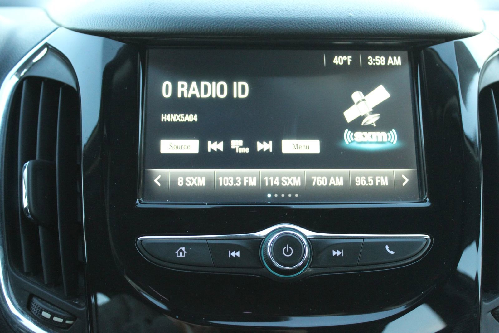 Used 2017 Chevrolet Cruze Premier image 30