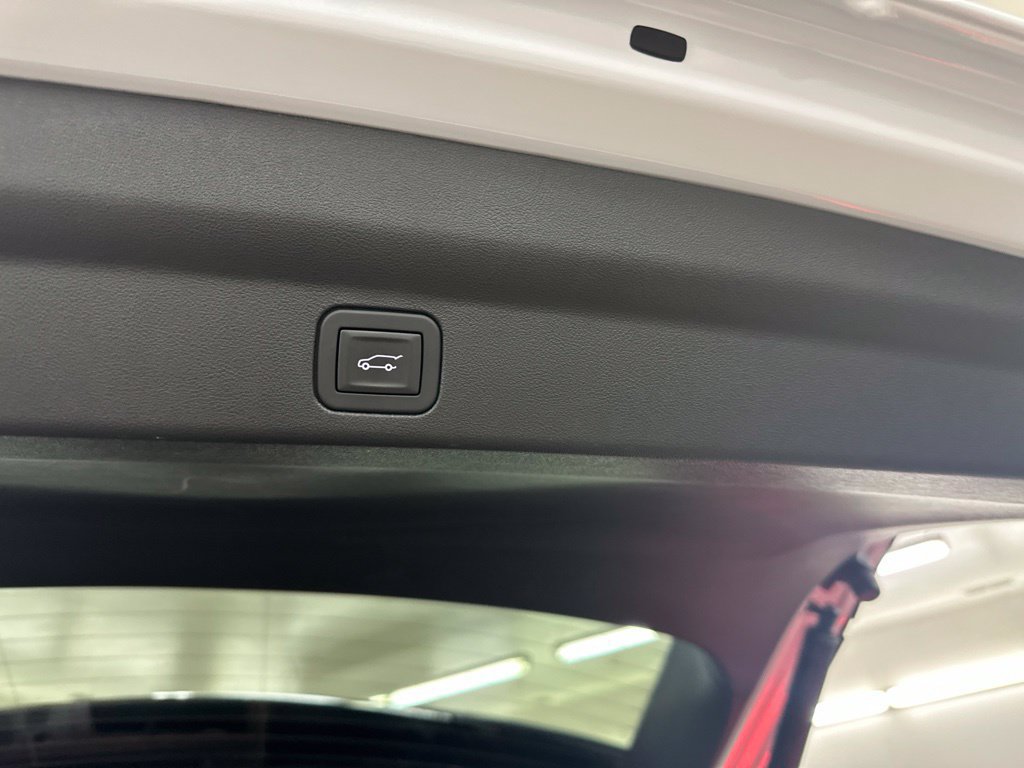 Certified 2026 Cadillac Escalade IQ Sport 2 w/ LPO, Premium Carpet Package AWD/4WD image 29
