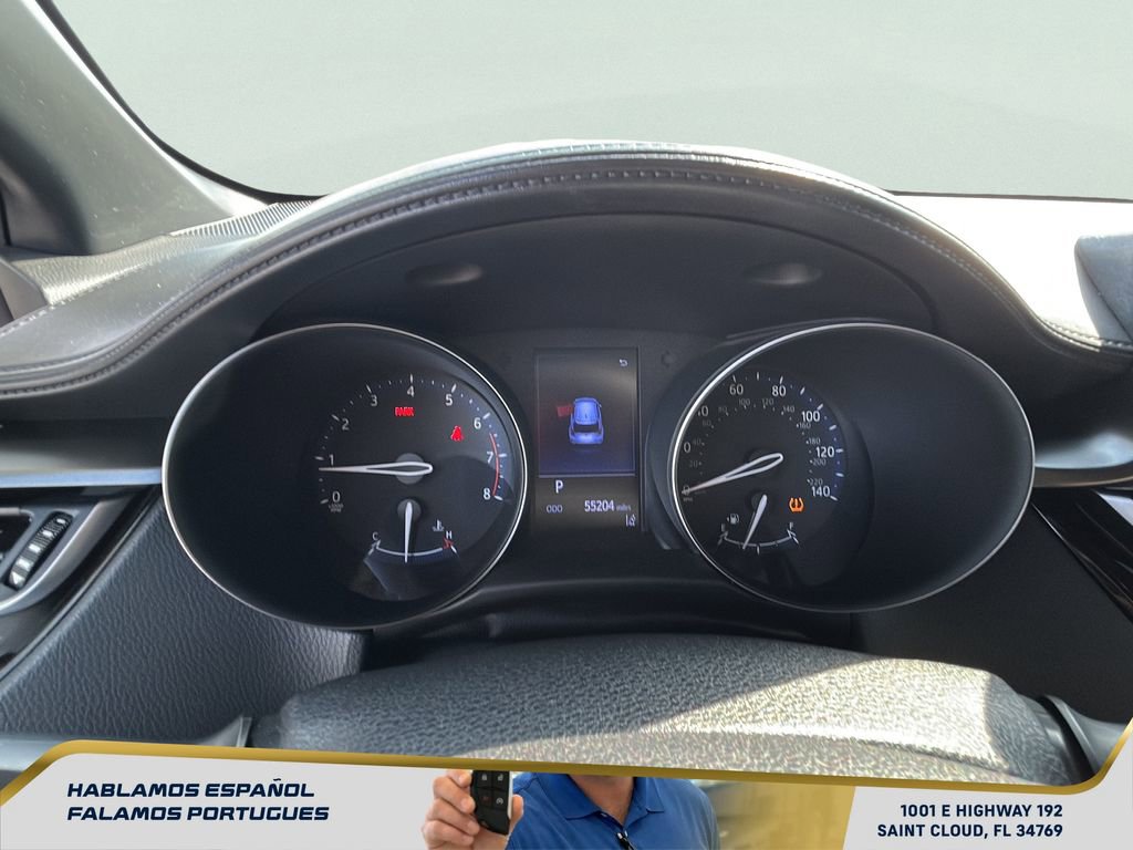 Used 2019 Toyota C-HR LE image 18