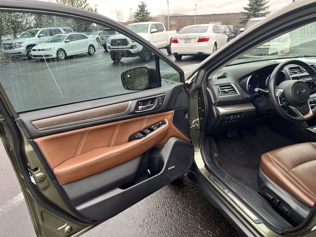 Used 2019 Subaru Outback 3.6R Touring image 10