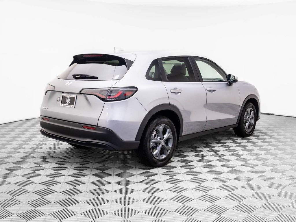 Certified 2026 Honda HR-V LX image 7