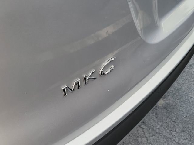 Used 2017 Lincoln MKC Select w/ Select Plus Package FWD image 5