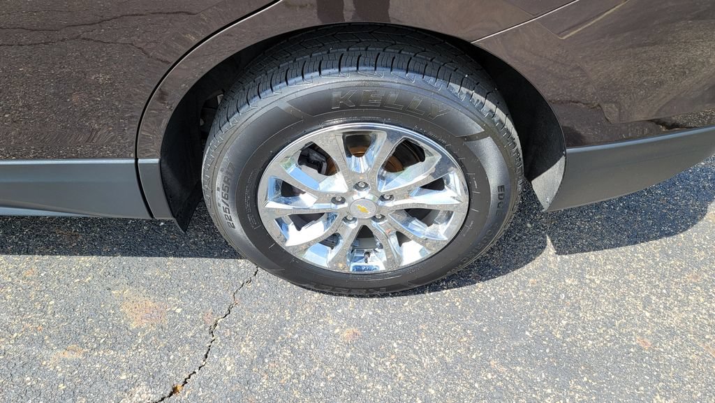 Used 2020 Chevrolet Equinox LT w/ Driver Convenience Package FWD image 8