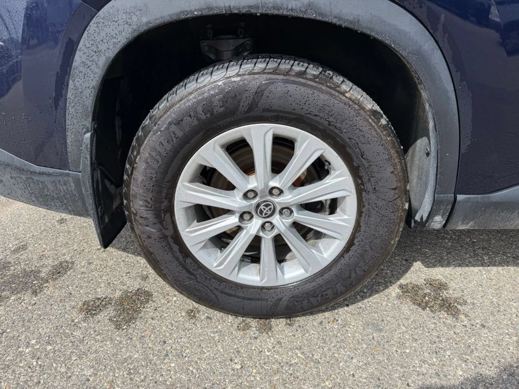 Used 2024 Toyota Grand Highlander AWD image 14