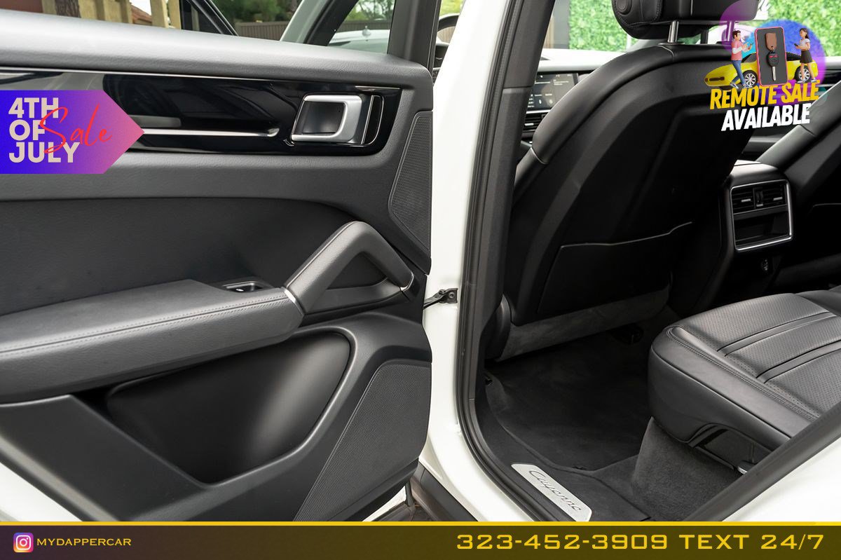 Used 2019 Porsche Cayenne AWD/4WD image 14