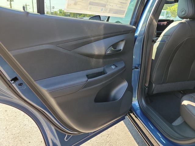 New 2026 Buick Envista Sport Touring w/ Convenience I Package FWD image 11