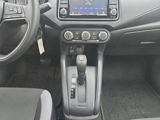 Certified 2025 Nissan Versa S w/ Trunk Package image 3