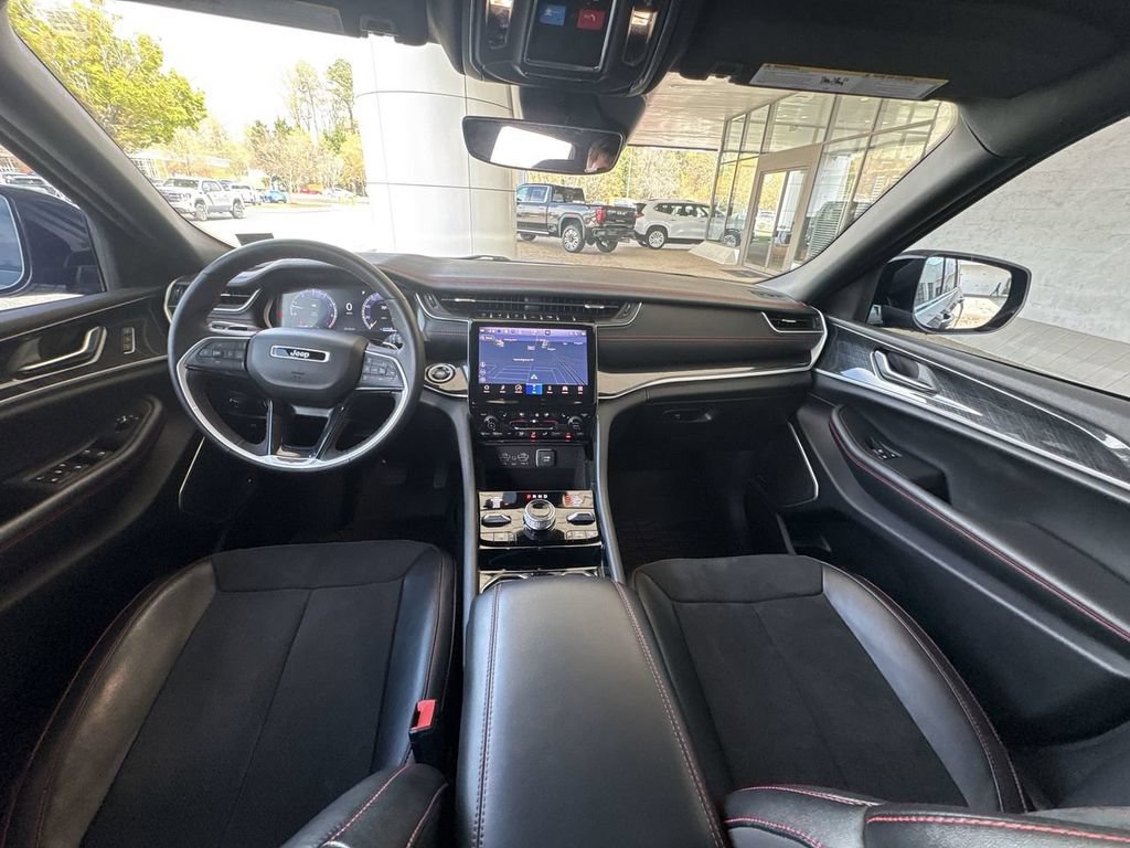 Used 2022 Jeep Grand Cherokee Trailhawk AWD/4WD image 20