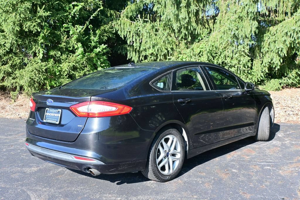 Used 2013 Ford Fusion SE FWD image 9