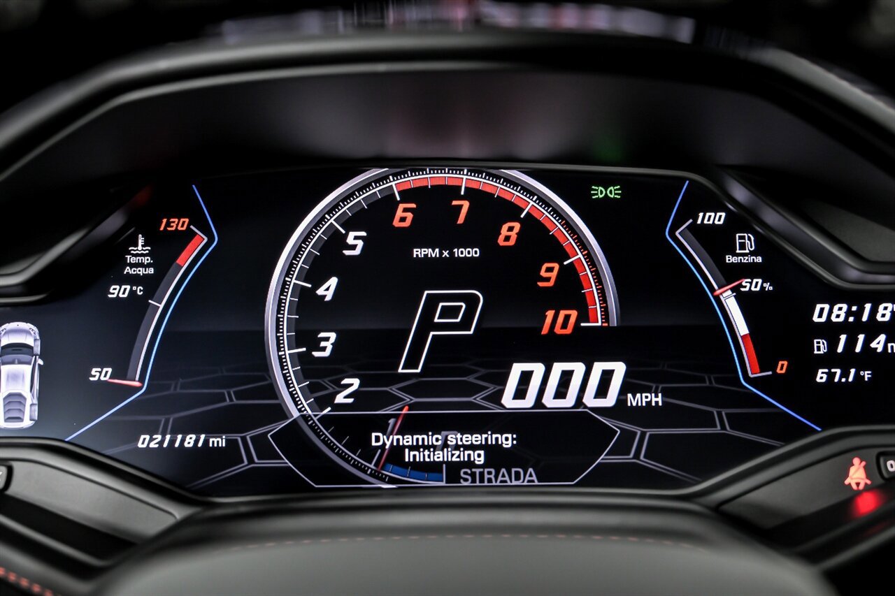 Used 2021 Lamborghini Huracan EVO image 30