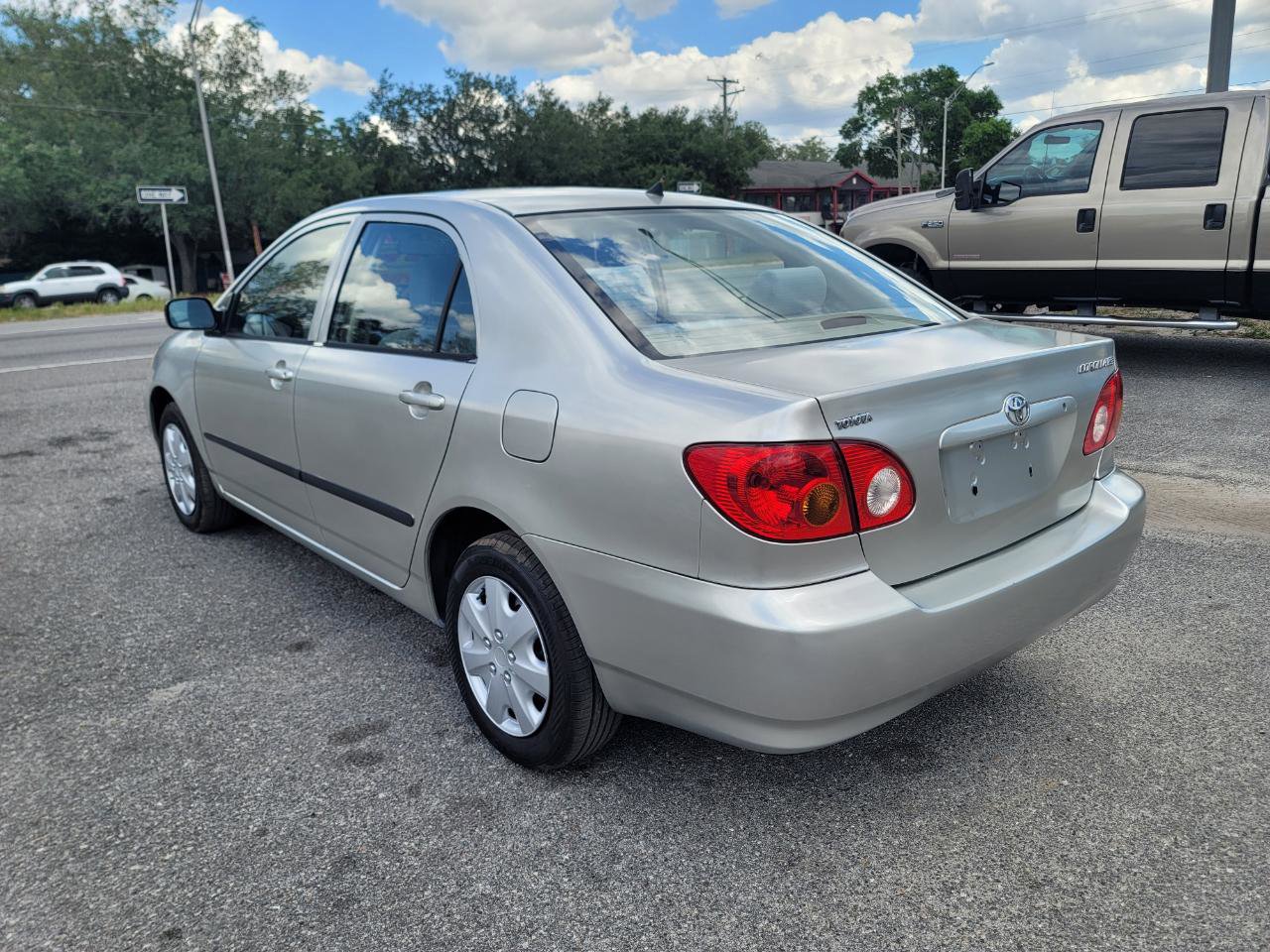 Used 2003 Toyota Corolla LE FWD image 5