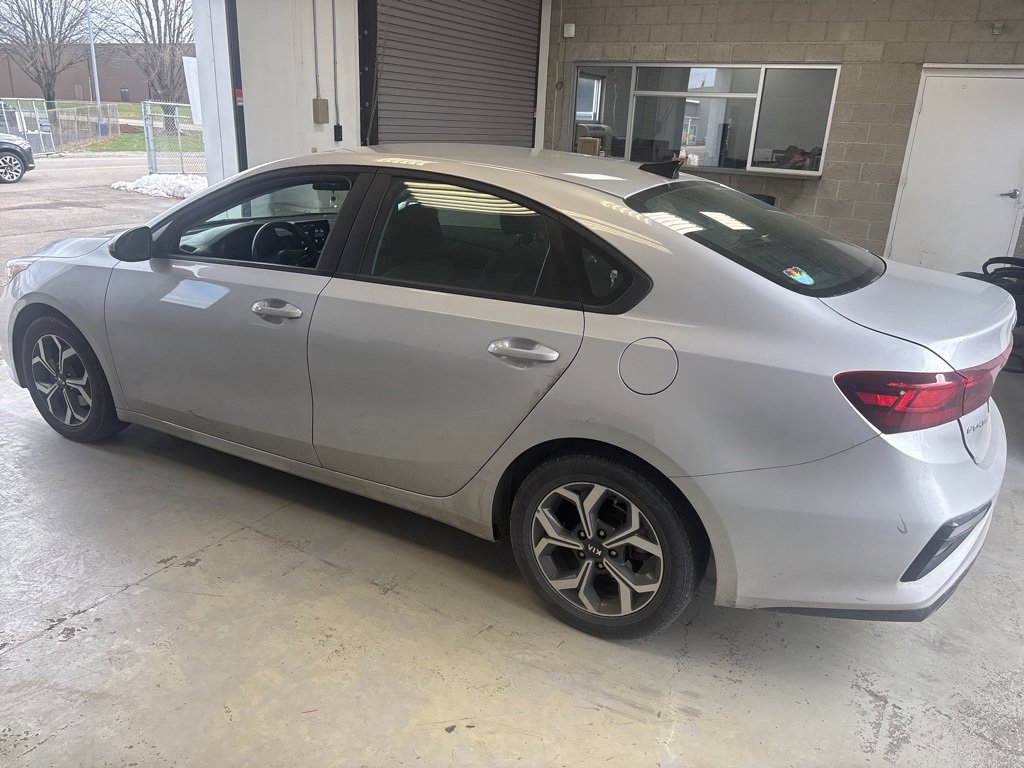 Used 2020 Kia Forte LXS image 3