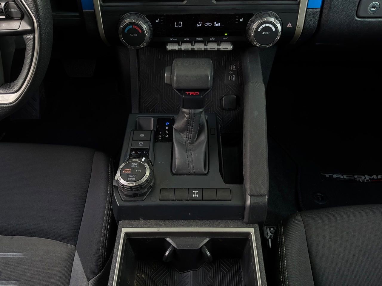 Used 2025 Toyota Tacoma TRD Off-Road AWD/4WD image 13