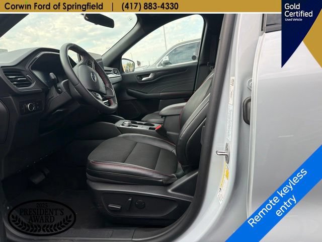 Certified 2025 Ford Escape ST-Line w/ Tech Pack #1 AWD/4WD image 10
