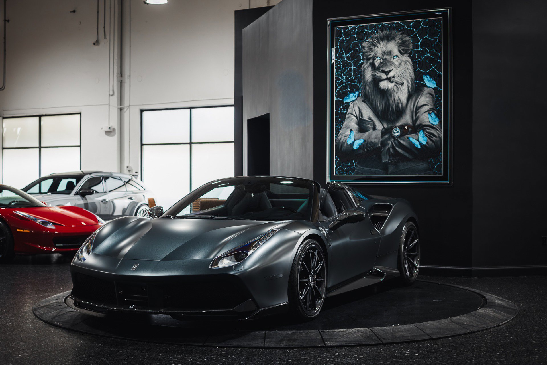Used 2018 Ferrari 488 Spider RWD image 3