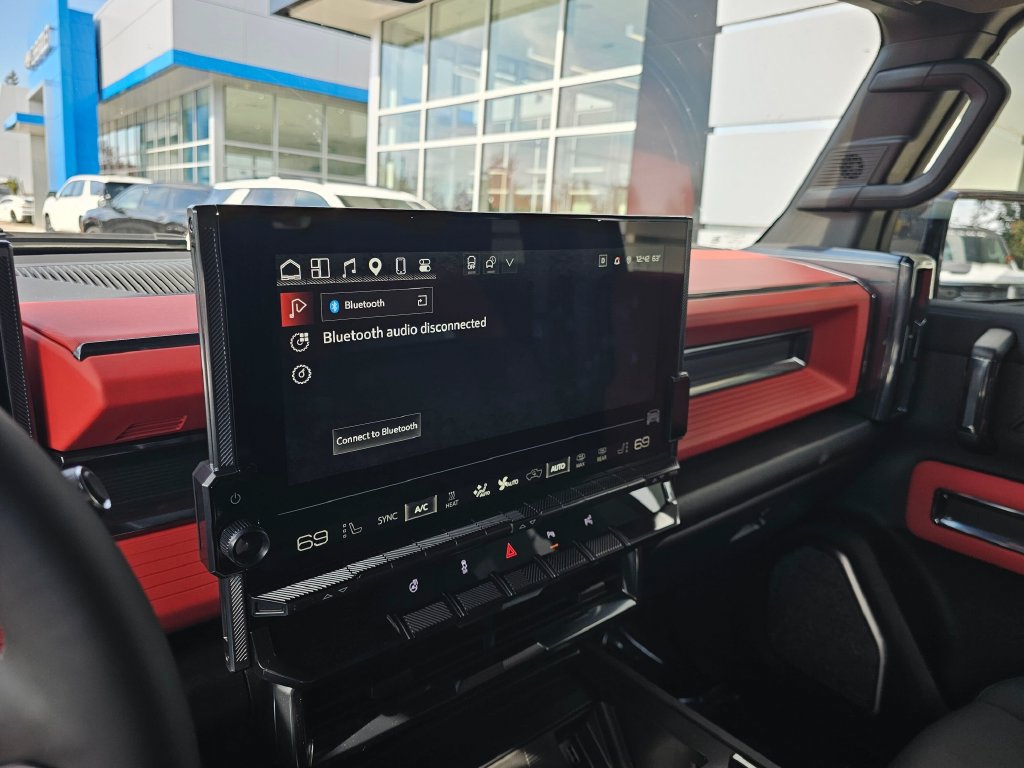 Used 2026 GMC Hummer EV 3X AWD/4WD image 30