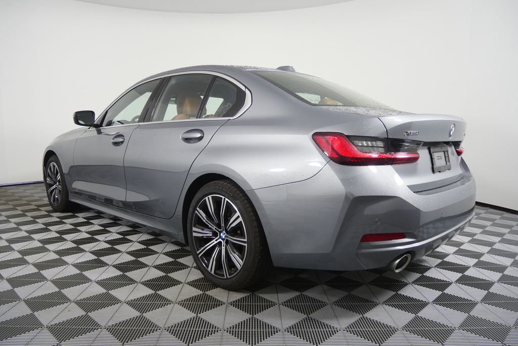 Certified 2025 BMW 330i xDrive Sedan image 5