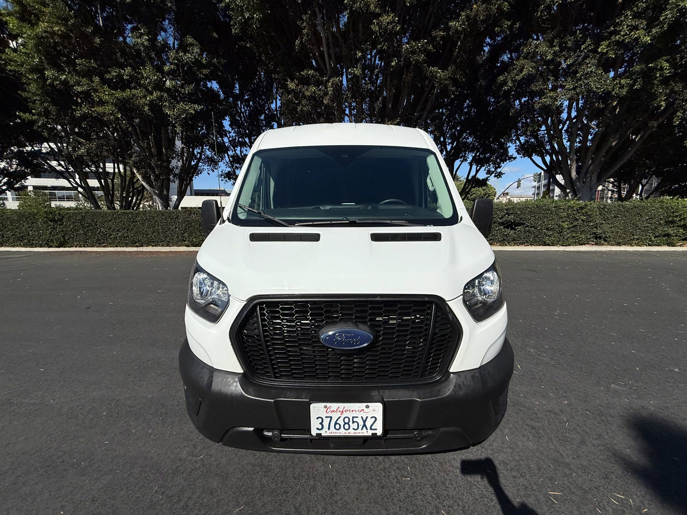 Used 2023 Ford Transit 250 Medium Roof AWD w/ Load Area Protection Package image 10