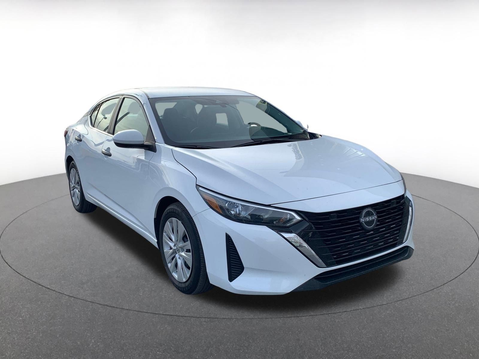 Used 2025 Nissan Sentra S image 1