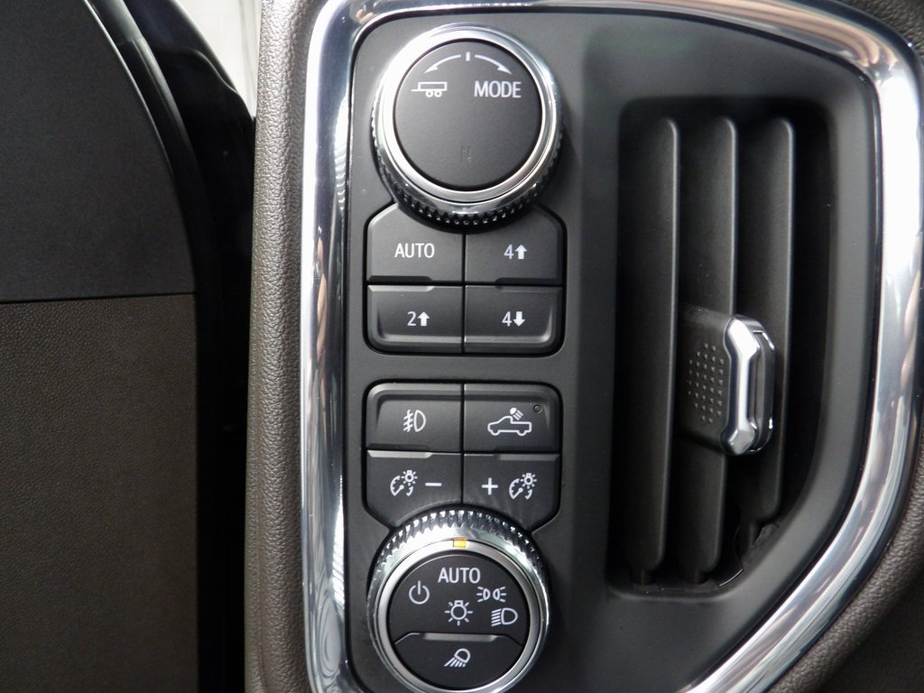 Used 2023 GMC Sierra 3500 Denali w/ Technology Package image 48