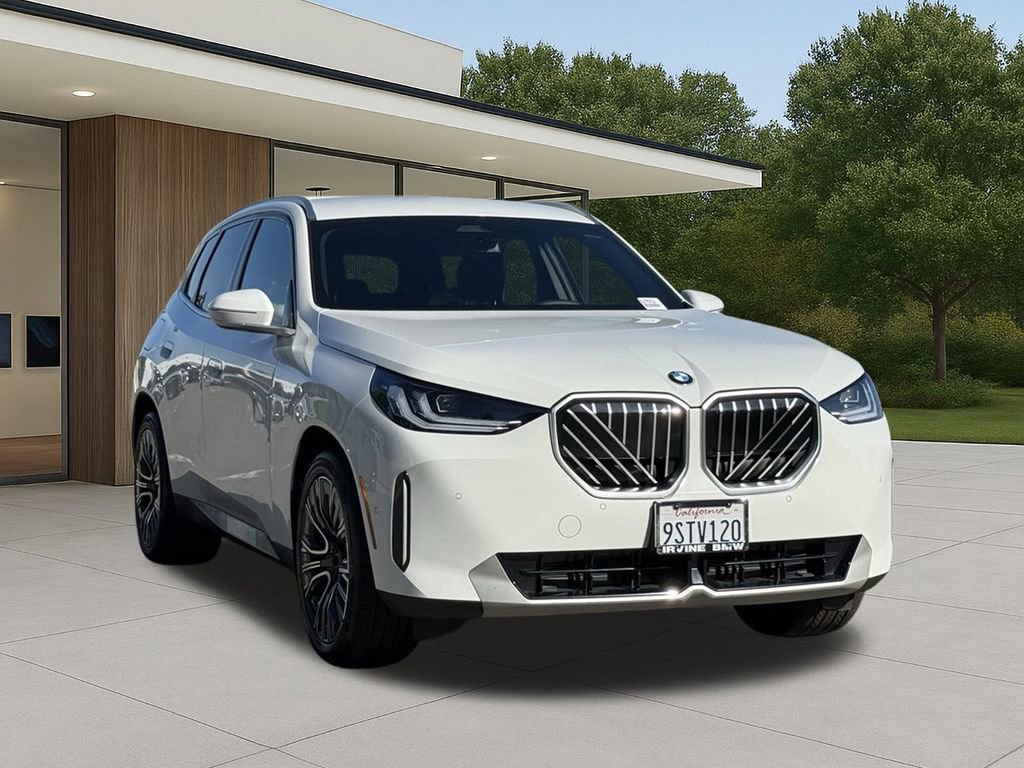 Used 2025 BMW X3 xDrive30i image 4