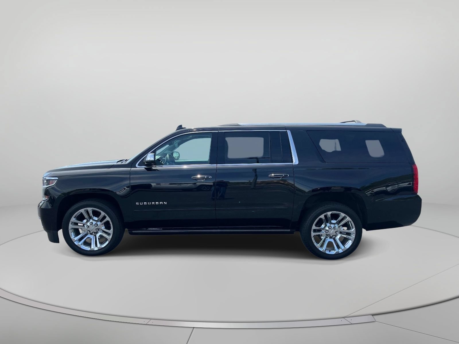 Used 2020 Chevrolet Suburban Premier w/ Premier Plus Edition AWD/4WD image 7