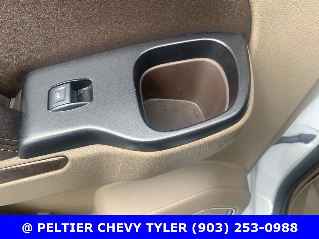 Used 2020 Chevrolet Tahoe LT w/ Luxury Package RWD image 14