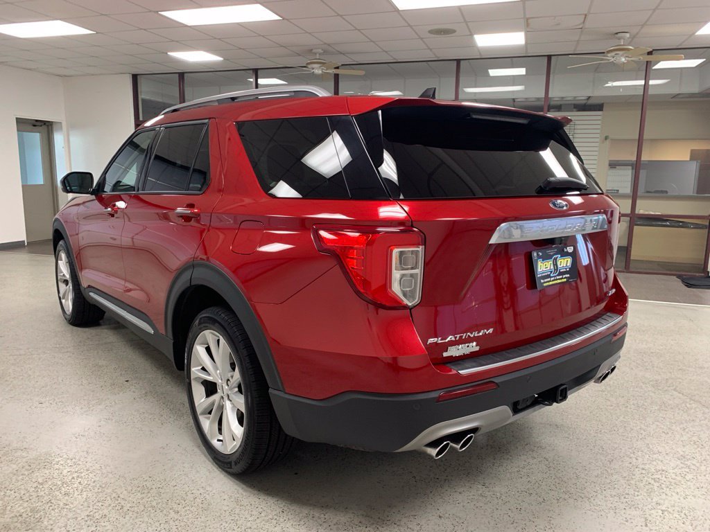 Used 2023 Ford Explorer Platinum w/ Premium Technology Package AWD/4WD image 4