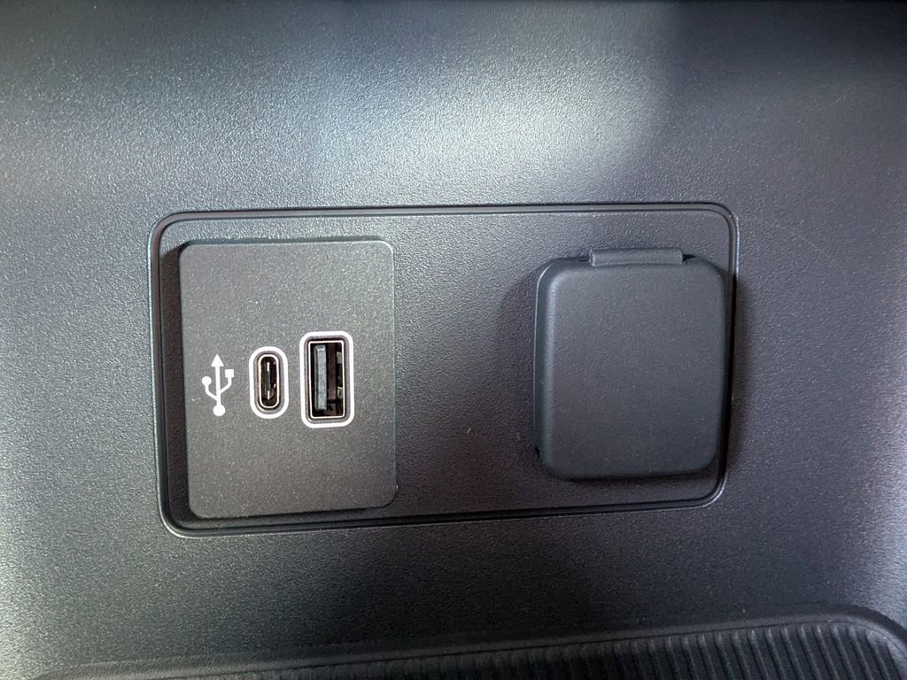 New 2026 Ford Explorer ST-Line image 26