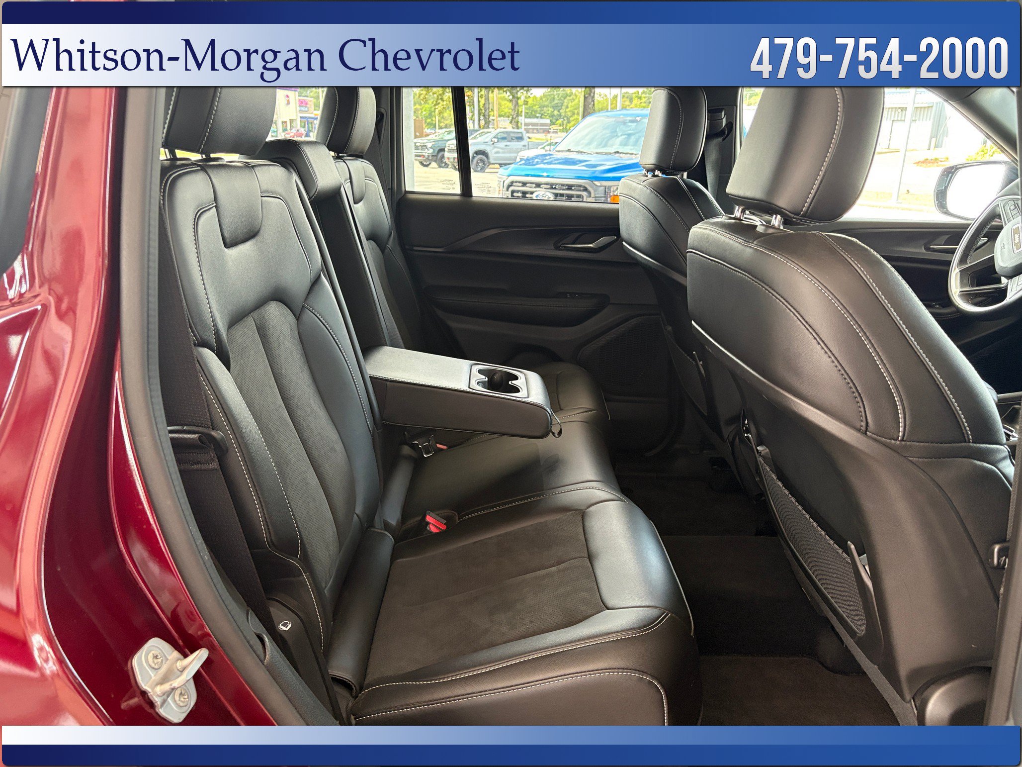 Used 2025 Jeep Grand Cherokee Altitude AWD/4WD image 36