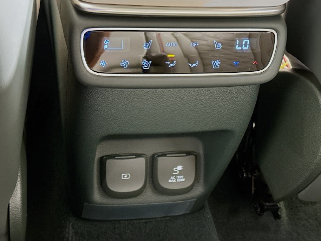 New 2025 Genesis GV80 3.5T e-SC AWD/4WD image 13