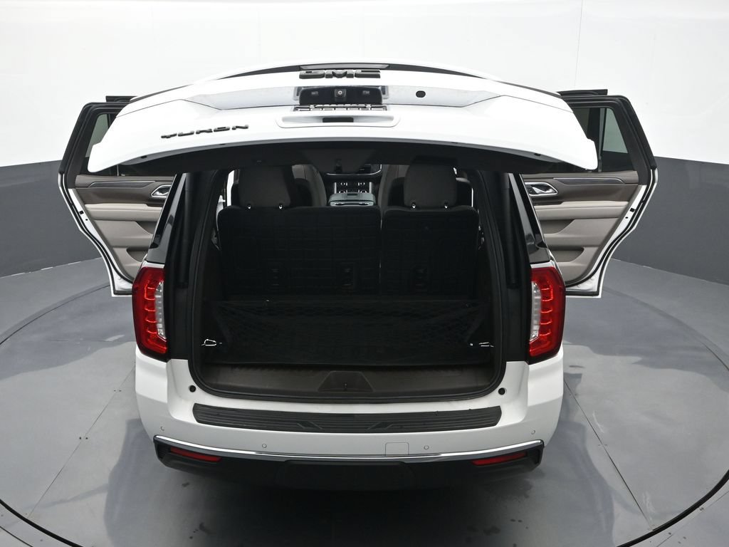 Used 2023 GMC Yukon SLT w/ SLT Luxury Package RWD image 27