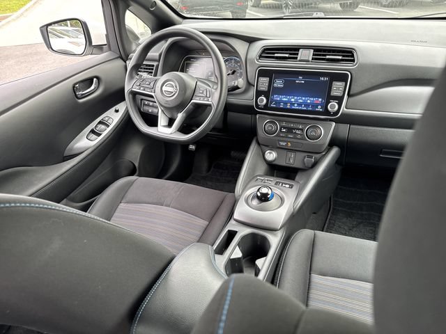 Certified 2025 Nissan Leaf S FWD image 24