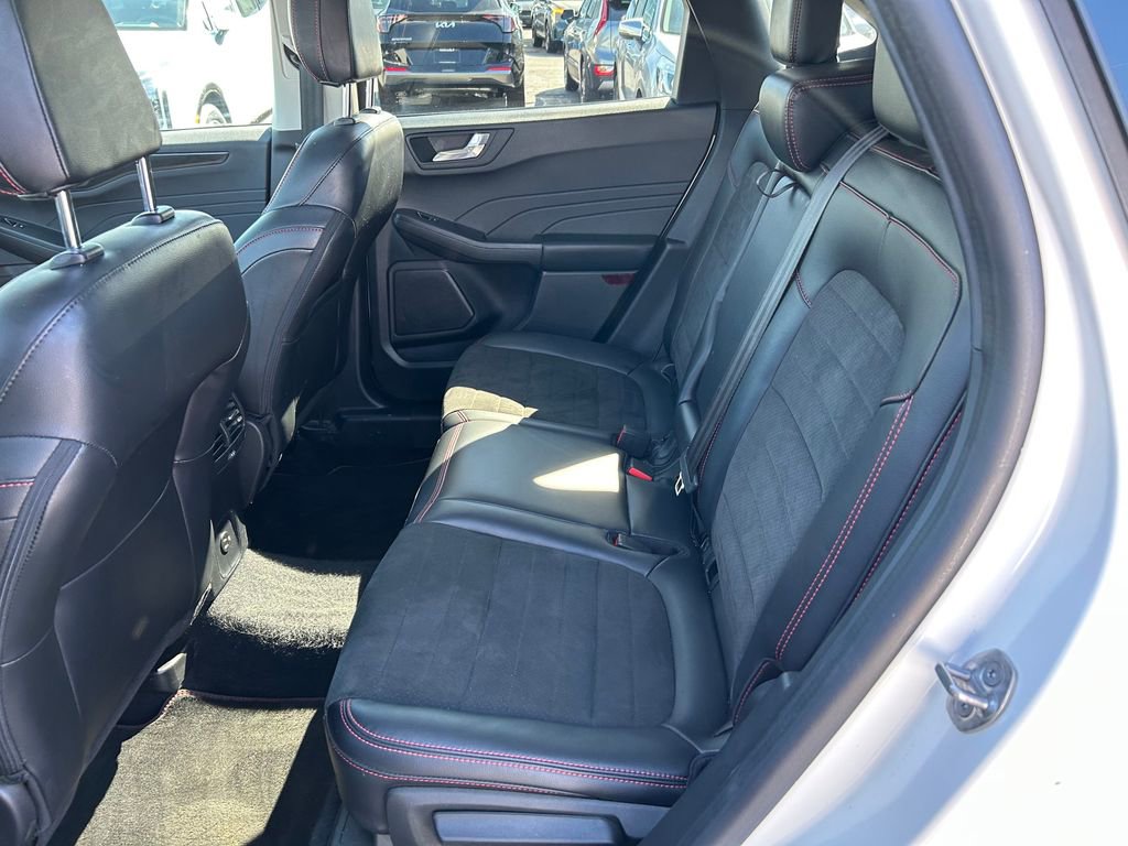 Used 2022 Ford Escape SEL w/ SEL Stealth AWD Package image 25