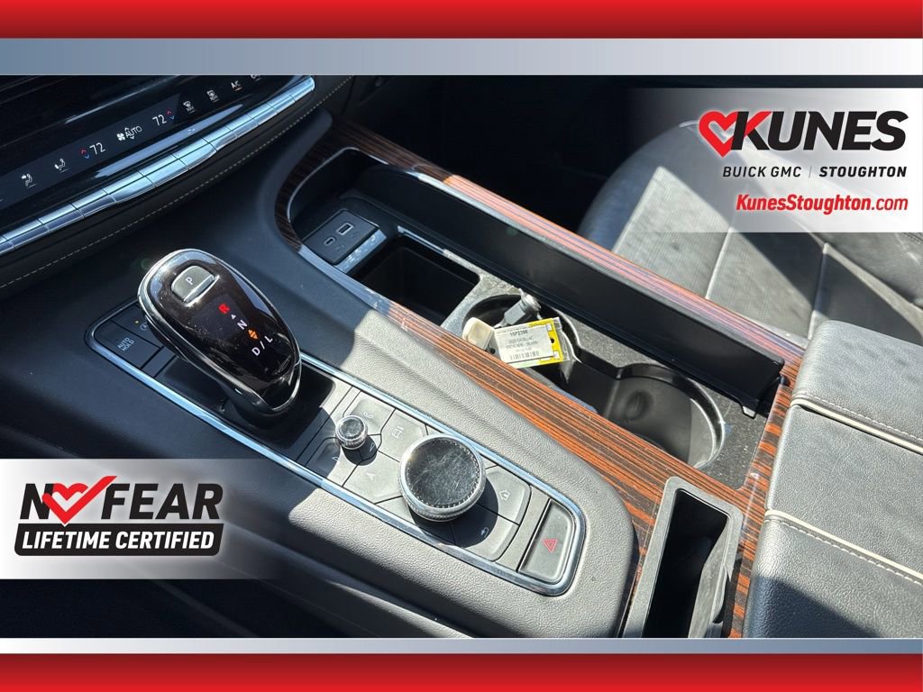 Used 2023 Cadillac Escalade Premium Luxury image 40