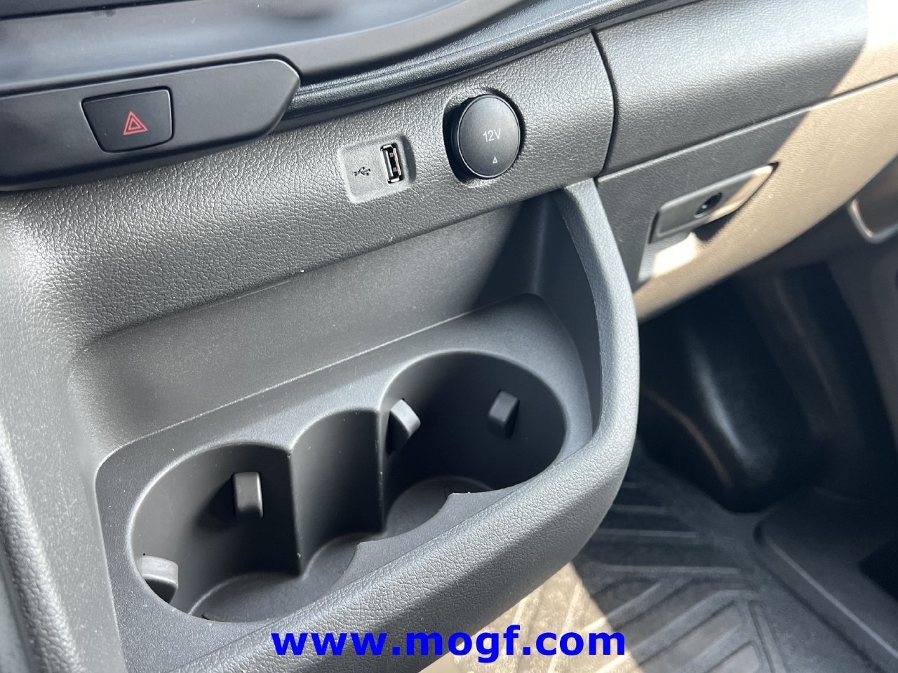 Used 2025 Ford Transit 250 Low Roof w/ Exterior Upgrade Package RWD image 8