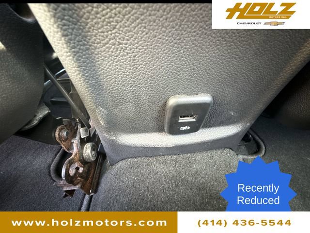 Used 2017 Chevrolet Cruze LT image 19