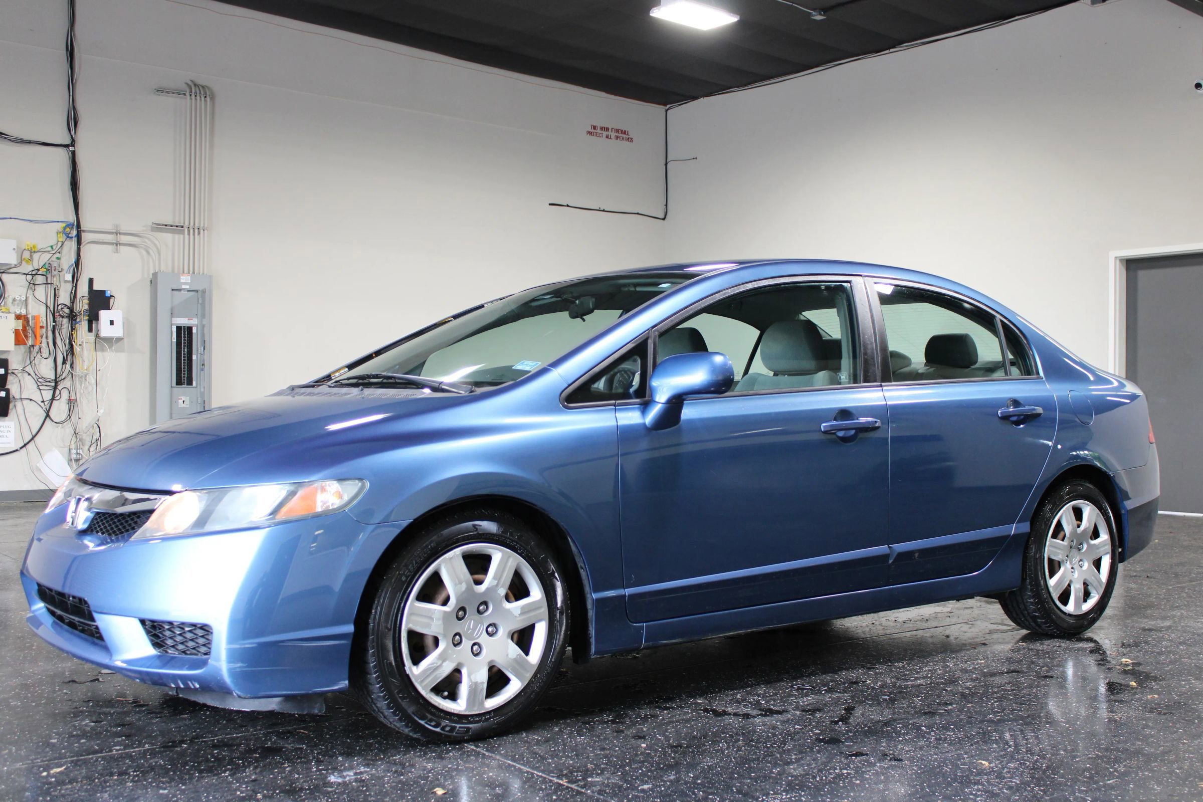 Used 2010 Honda Civic LX image 6