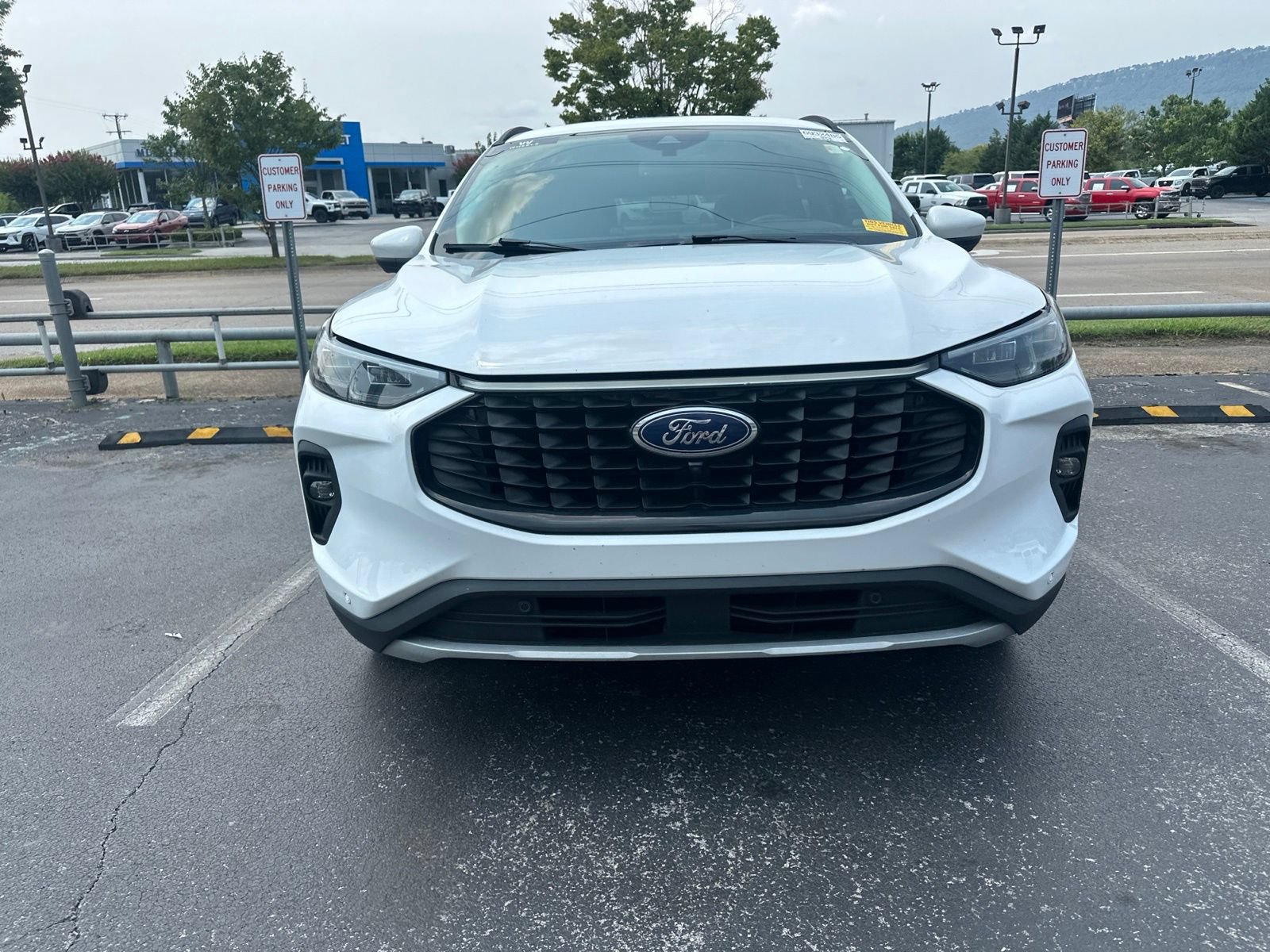 Used 2023 Ford Escape SE w/ PHEV Premium Package FWD video 2
