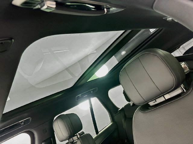 New 2027 Land Rover Range Rover SE AWD/4WD image 14