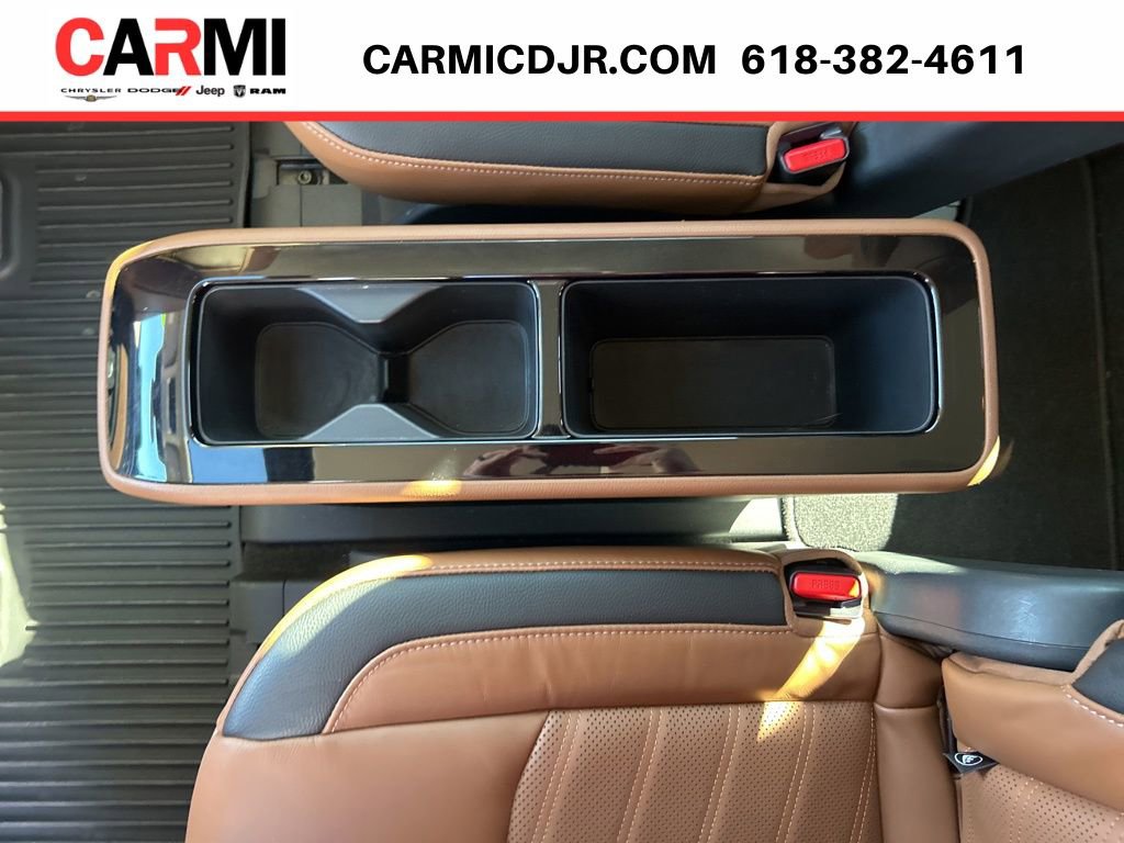 Used 2022 Nissan Pathfinder Platinum w/ Cargo Package AWD/4WD image 36