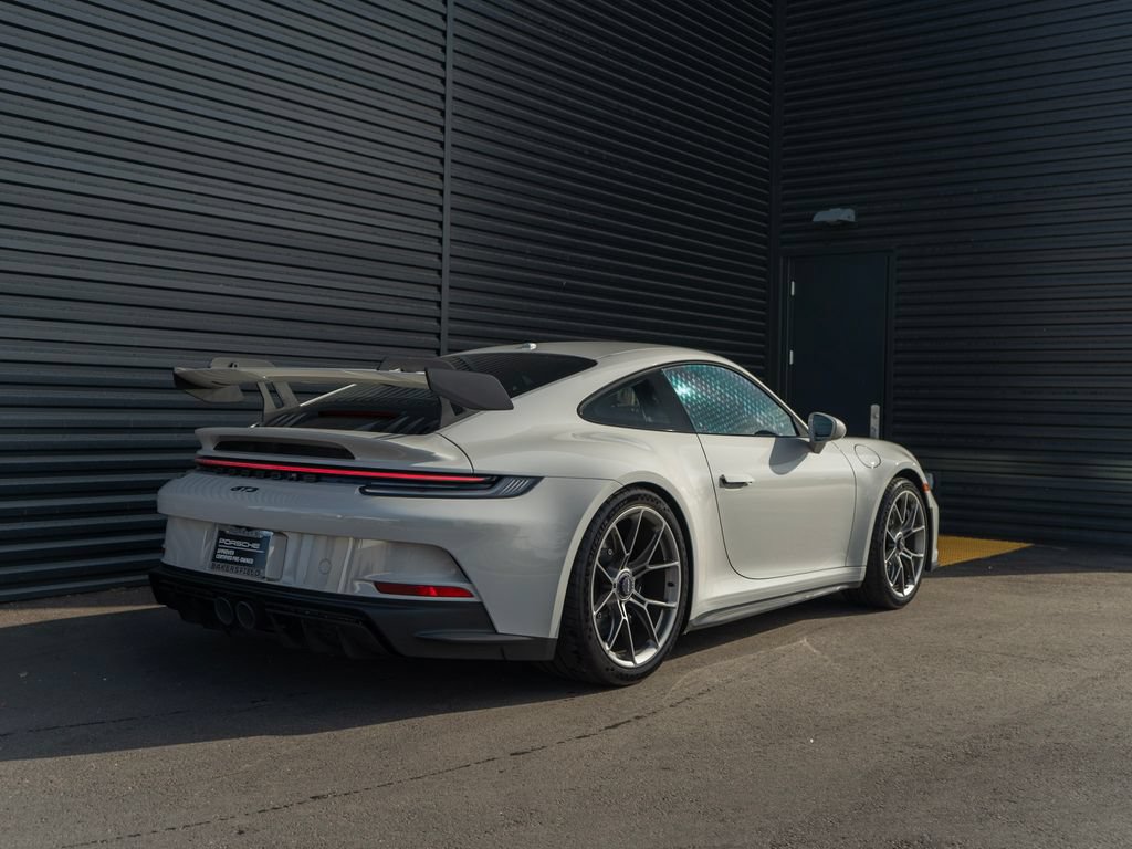 Certified 2024 Porsche 911 GT3 RWD image 9