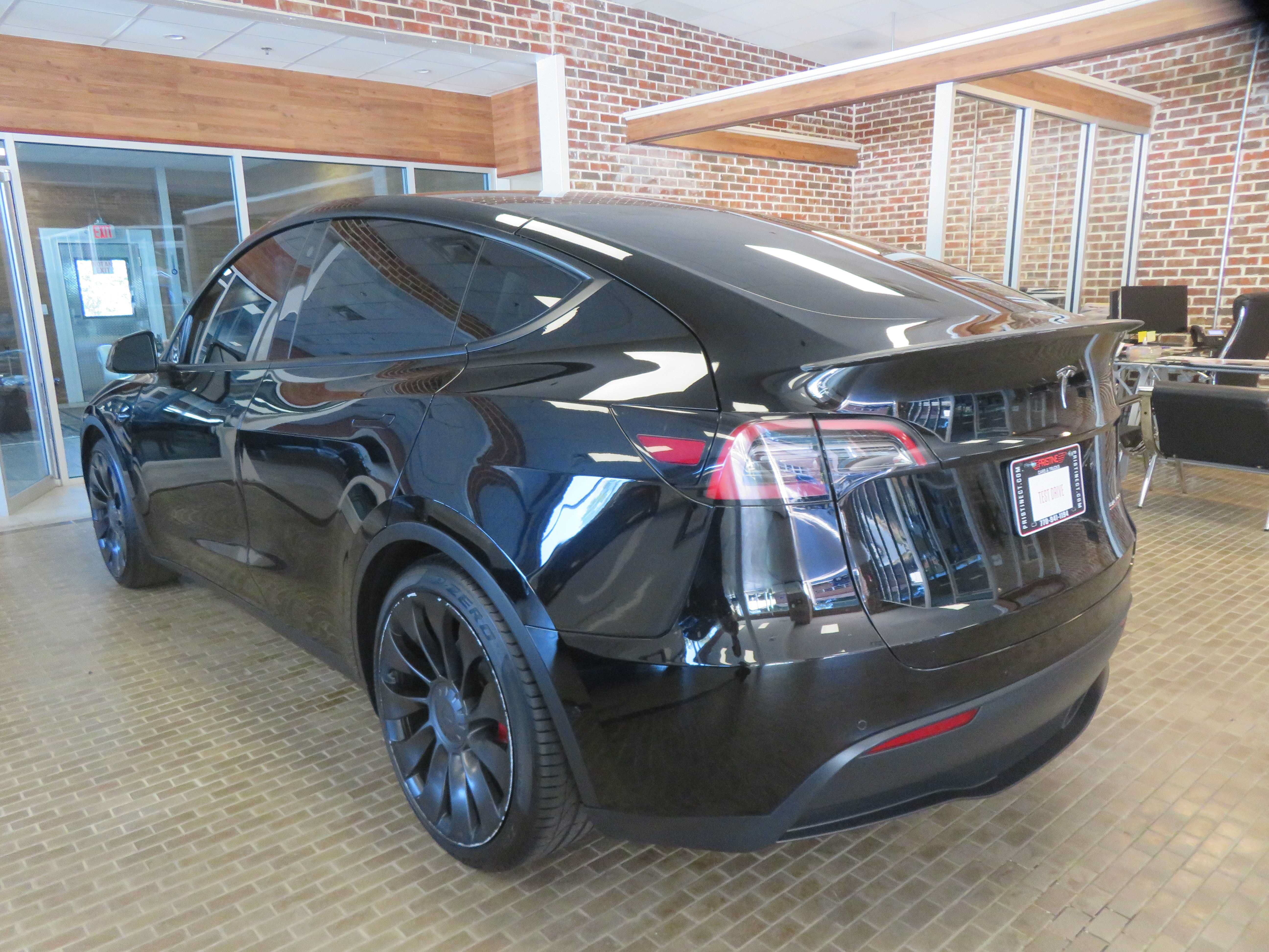 Used 2022 Tesla Model Y Performance AWD/4WD image 63